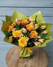 Букет цветов из:  Альстромерии и Розы в Белозерске