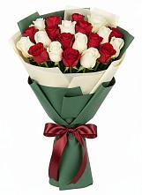 Букет Микс из красных и белых роз #REPLACE_PRED# Белозерске