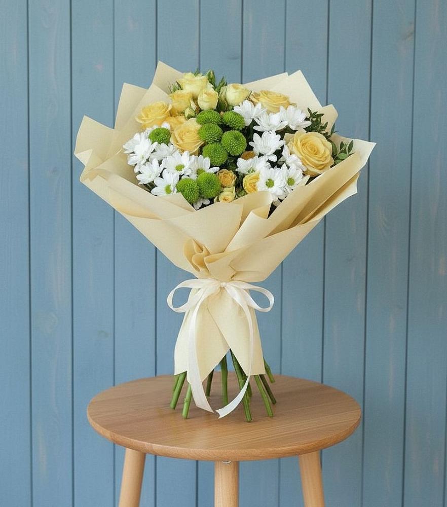 Букет цветов из: Хризантемы и Розы в Белозерске