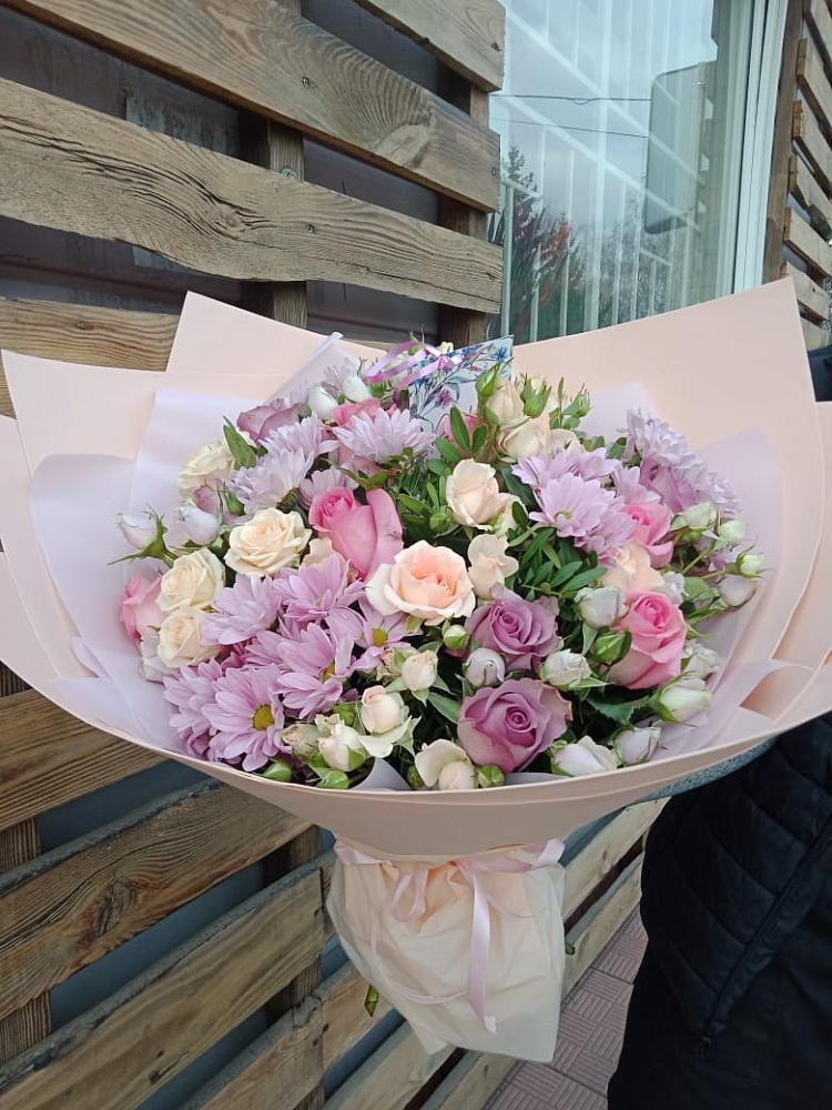 Букет цветов из: Розы и Хризантемы в Белозерске