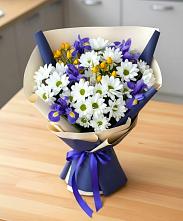 Букет цветов из:  Розы, Ирисы и Хризантемы в Белозерске