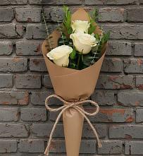 Букет цветов из:  Розы в Белозерске