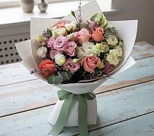 Букет цветов из:  Розы, Лизиантусы и Гвоздики #REPLACE_PRED# Белозерске