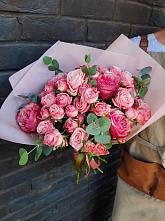 Букет цветов из:  Розы в Белозерске
