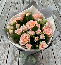 Букет цветов из:  Розы в Белозерске