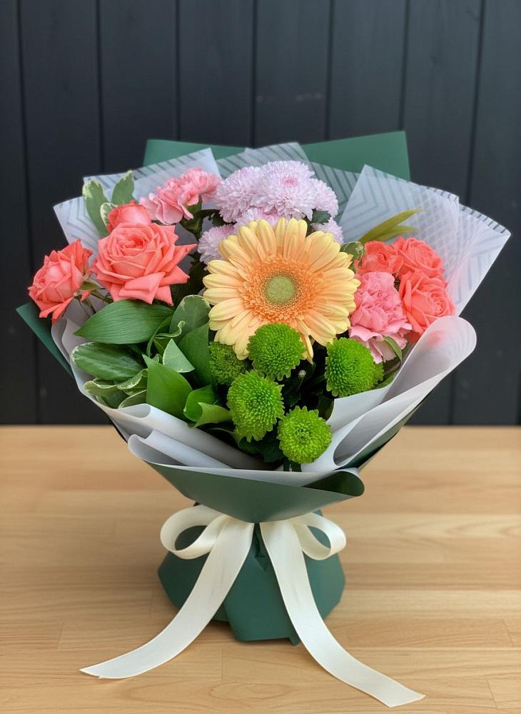 Букет цветов из: Гвоздики, Розы, Герберы и Хризантемы в Белозерске